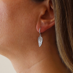 ΣΚΟΥΛΑΡΙΚΙΑ - WANNA GLOW